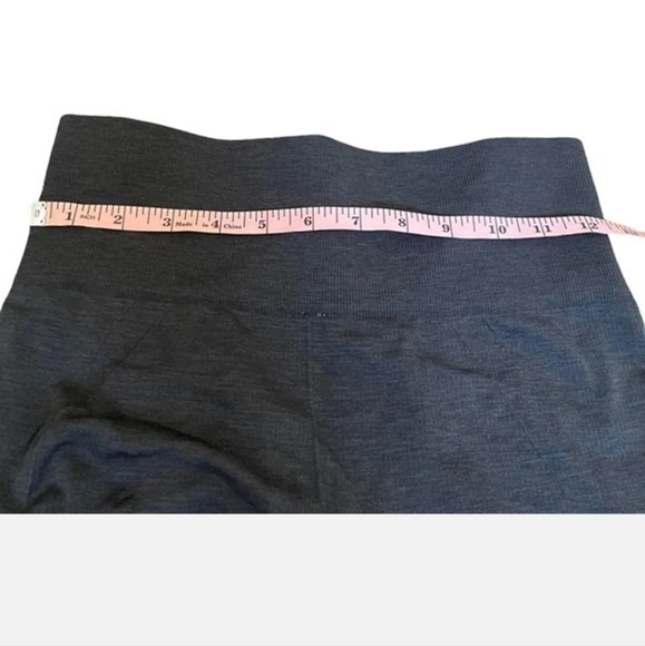 Lululemon In the Flow II Crop Ruched Pants Size 4 - Picture 8 of 9
